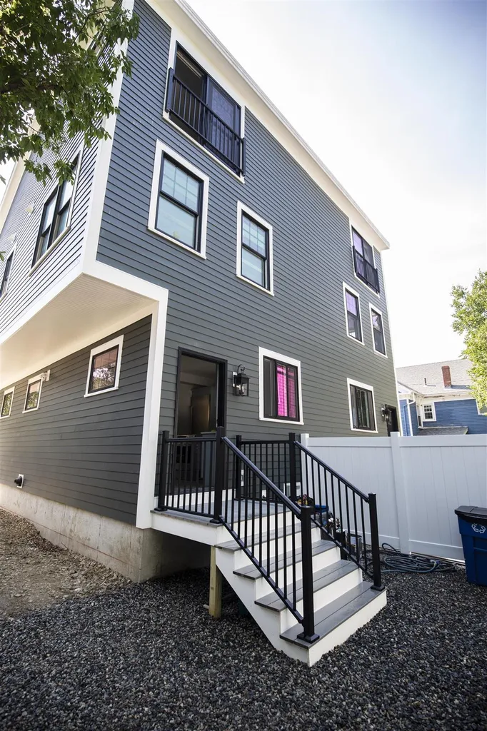 21 Langdon Street Portsmouth NH 03801
