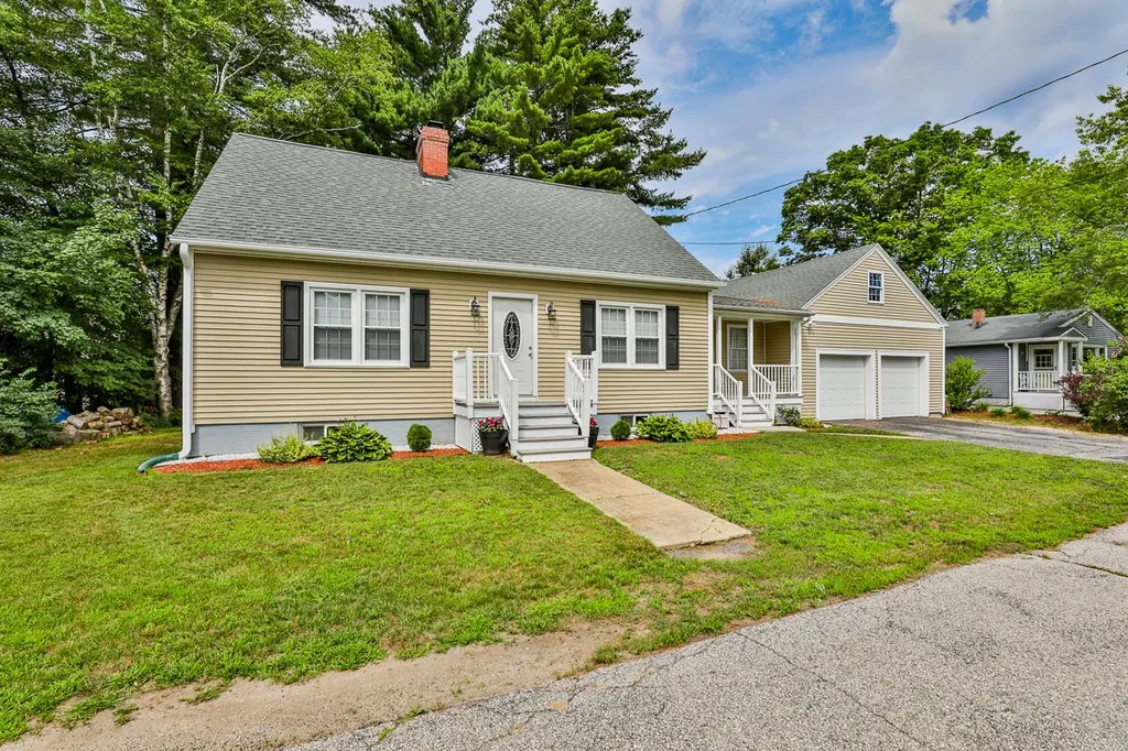 166 Broadway Avenue Manchester NH 03104