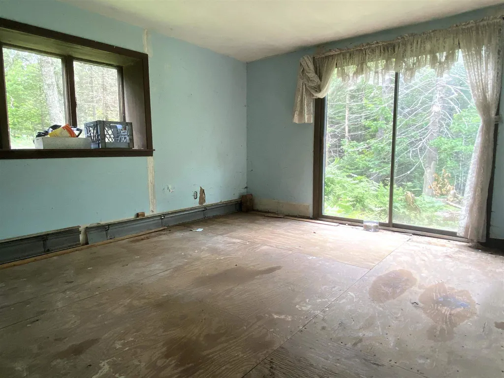 626 Kinsman Road Grafton NH 03240