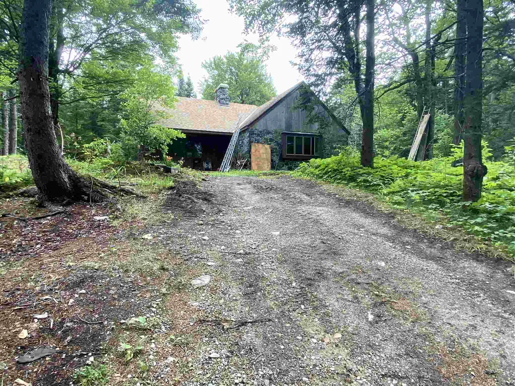 626 Kinsman Road Grafton NH 03240