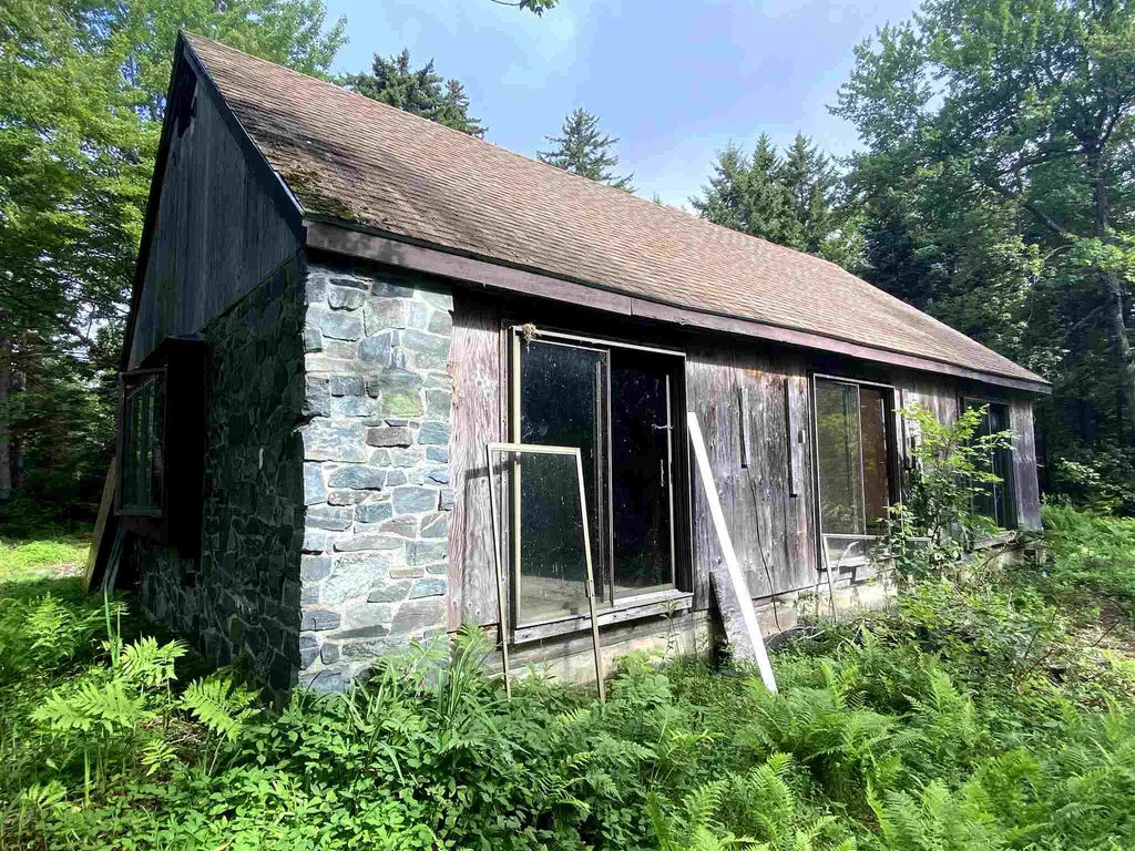 626 Kinsman Road Grafton NH 03240