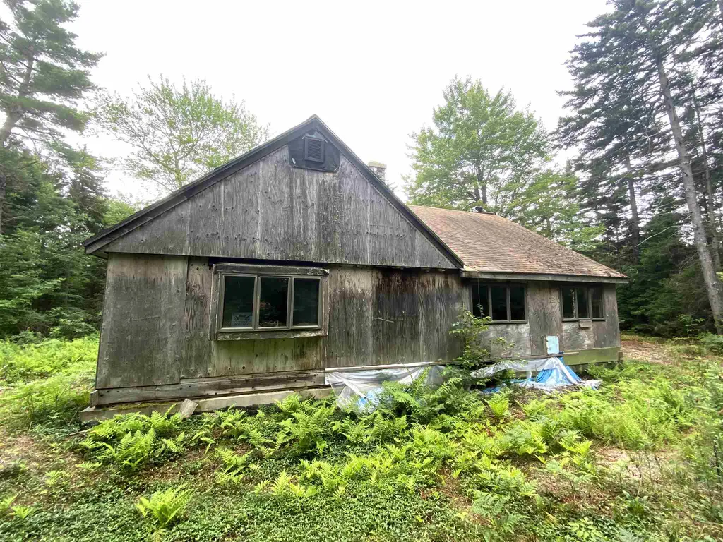 626 Kinsman Road Grafton NH 03240