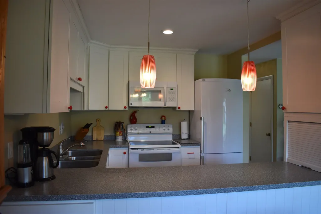 63 Otterside Court Middlebury VT 05753