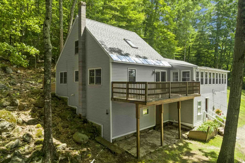 173 East Shore Drive Weare NH 03281