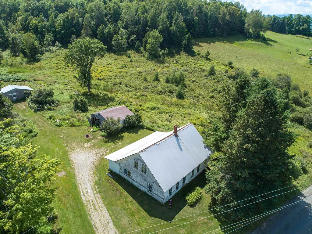 125 George Street Orange VT 05641