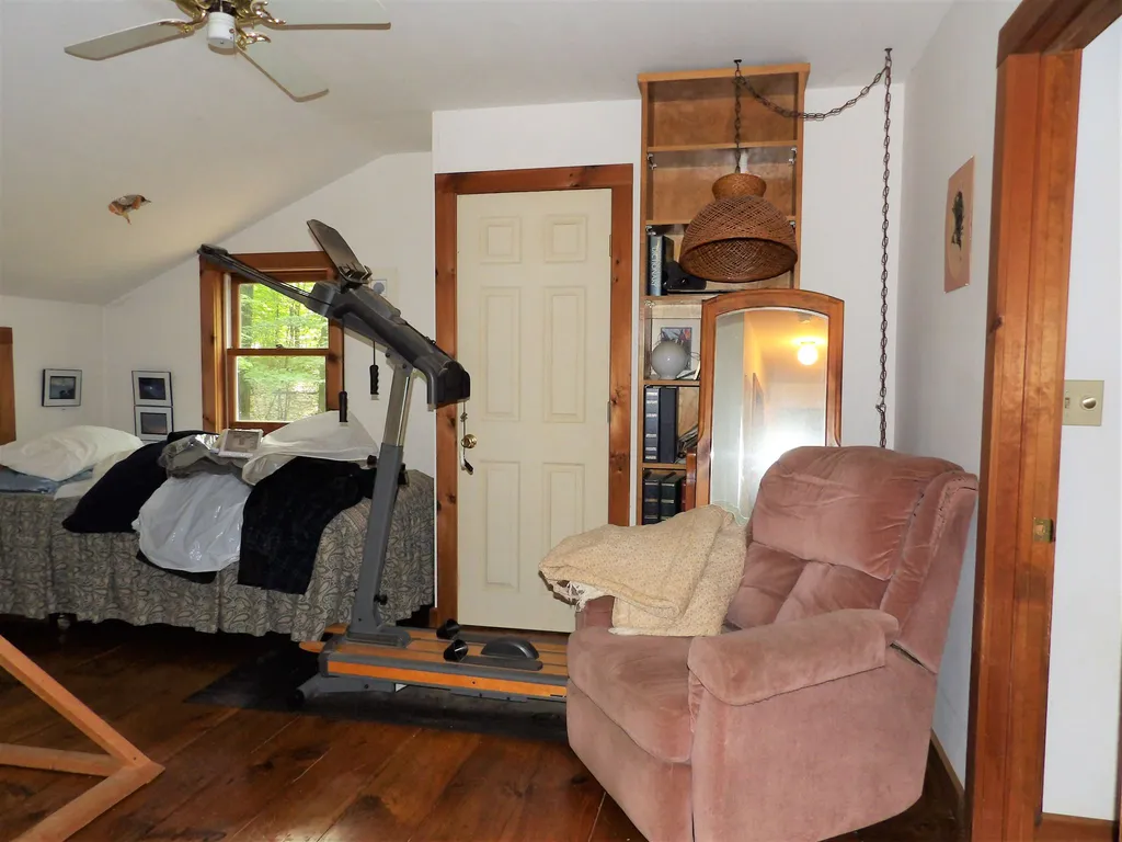 32 Bay Hill Road Northfield NH 03276