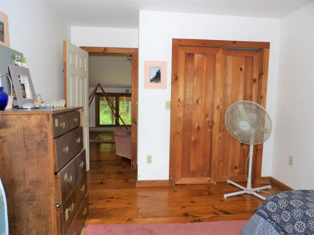 32 Bay Hill Road Northfield NH 03276