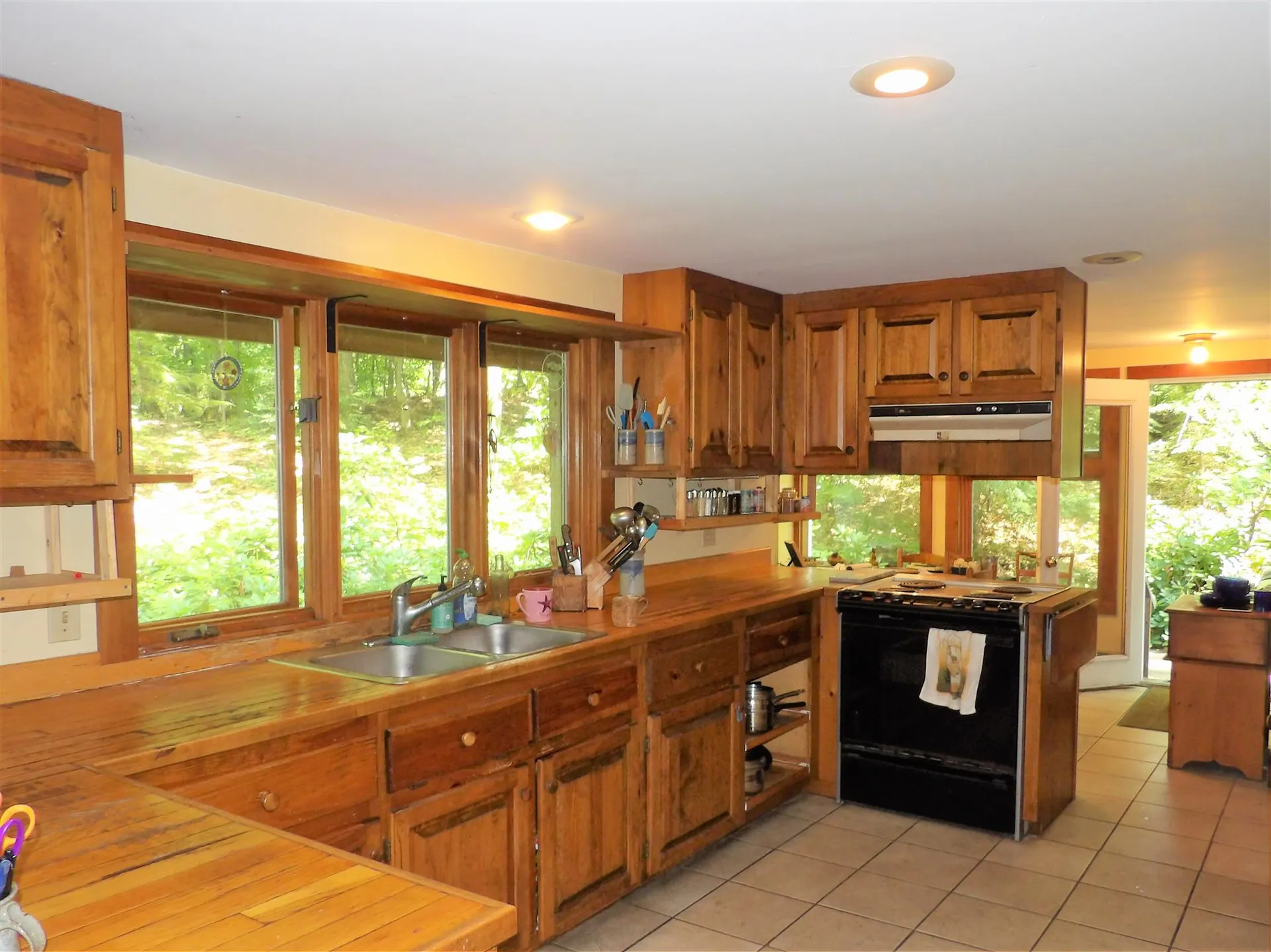 32 Bay Hill Road Northfield NH 03276