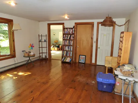32 Bay Hill Road Northfield NH 03276