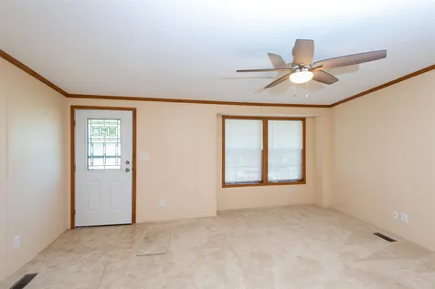 16 Lilac Drive Rochester NH 03867