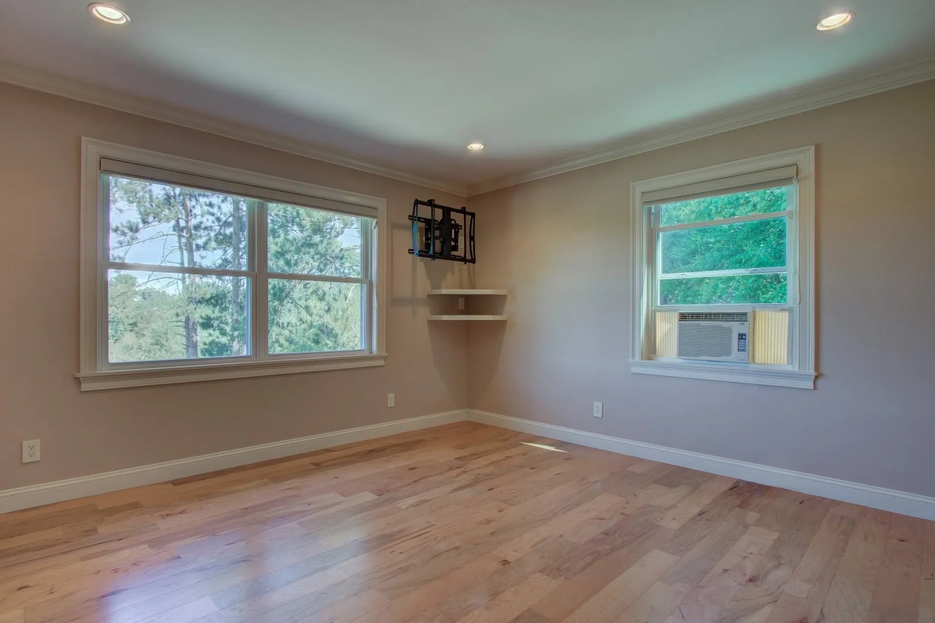 78 Post Road North Hampton NH 03862