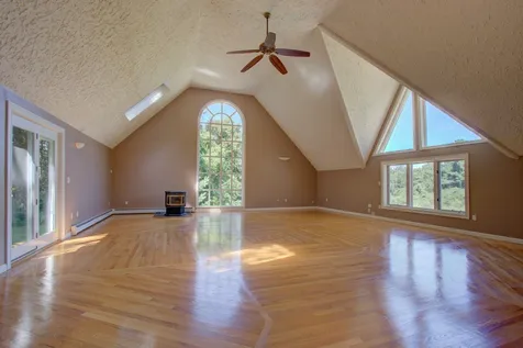 78 Post Road North Hampton NH 03862