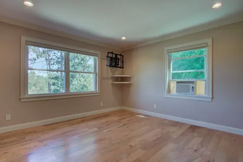 78 Post Road North Hampton NH 03862