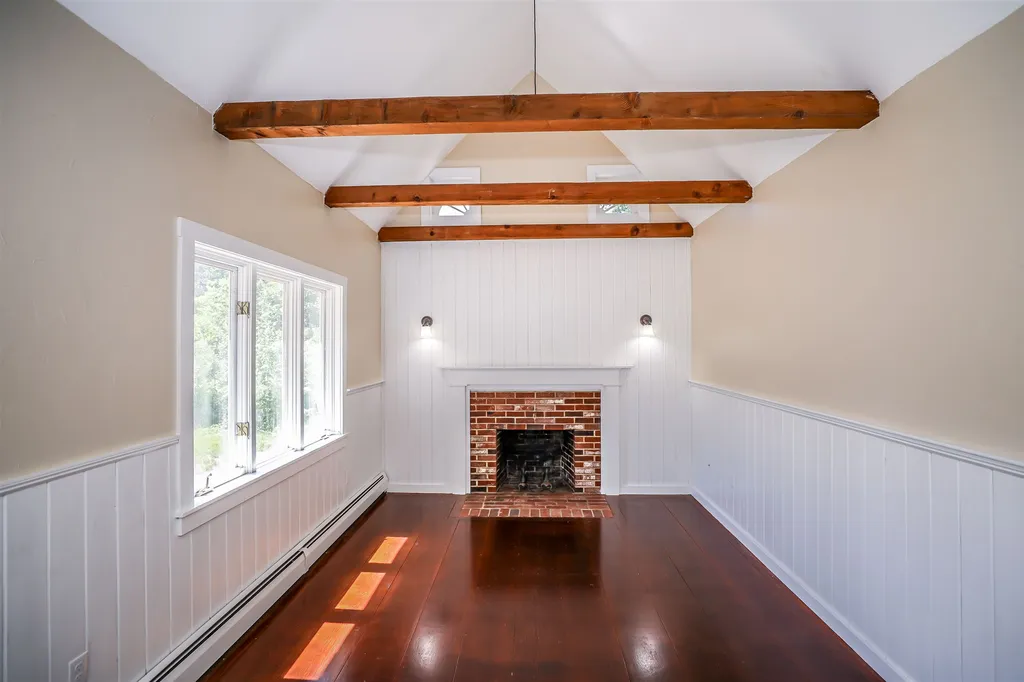 135 Hoit Road Concord NH 03301
