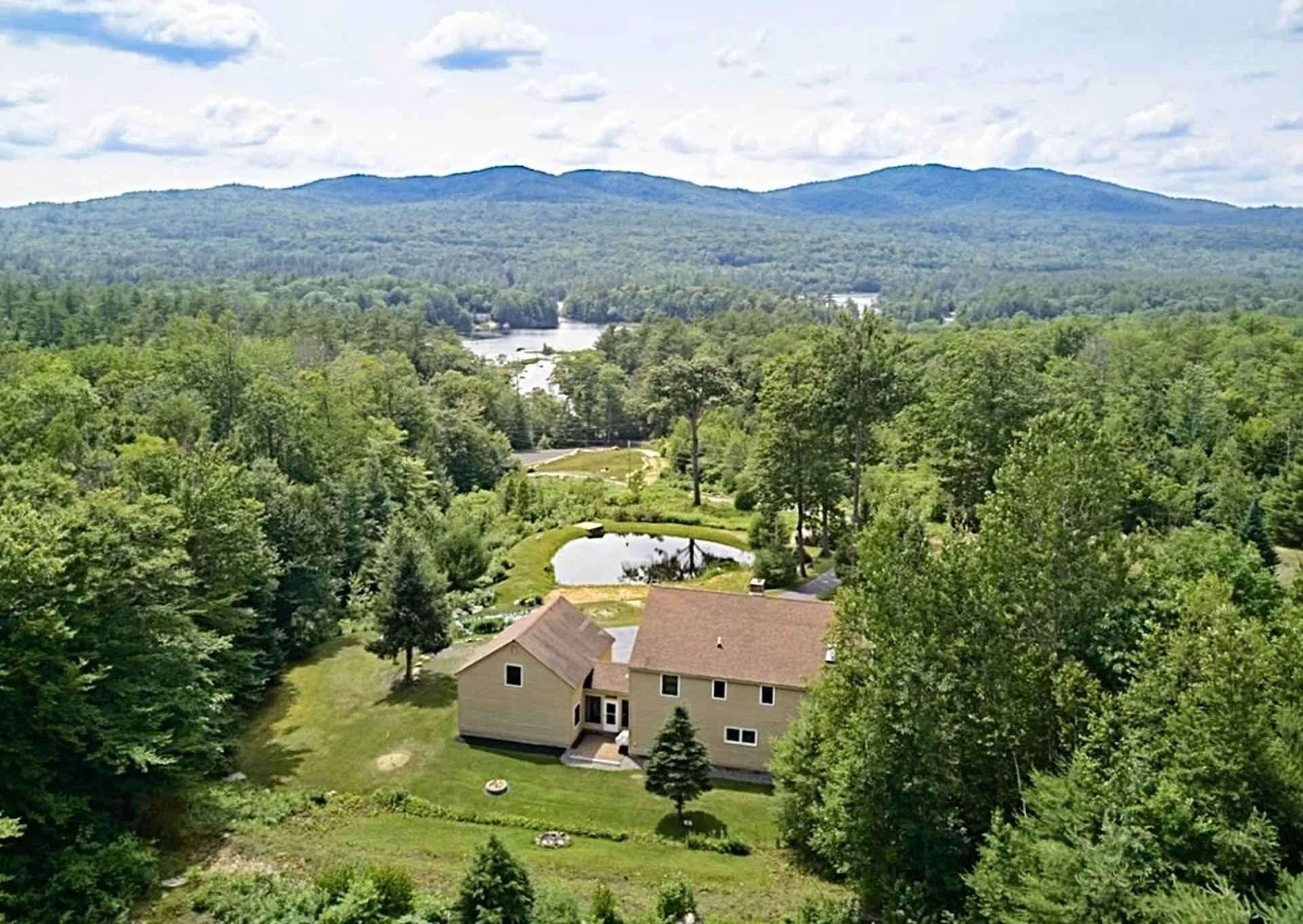 292 Hueber Drive Sanbornton NH 03269