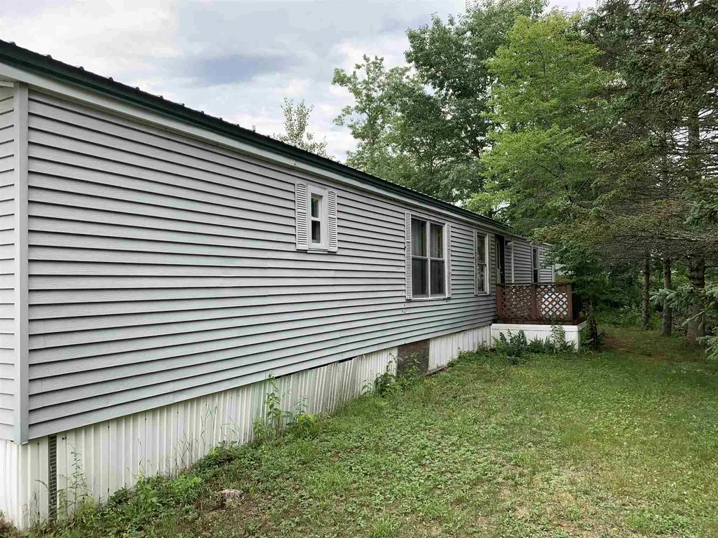 48 Fernald Lane Rochester NH 03867