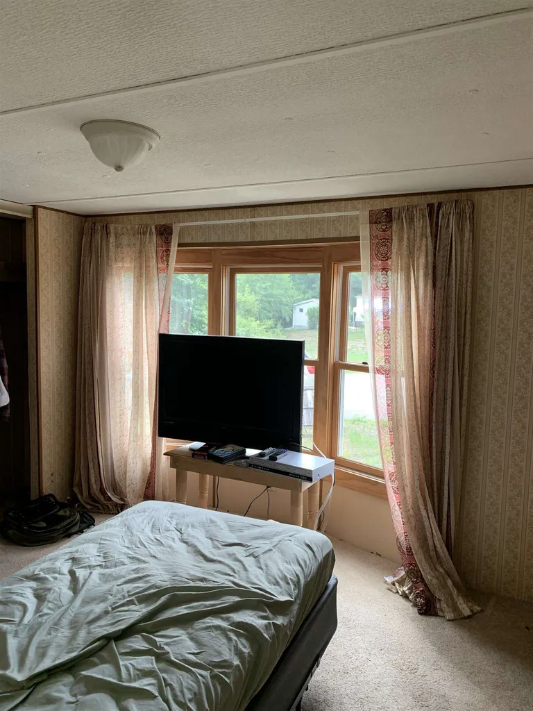 48 Fernald Lane Rochester NH 03867