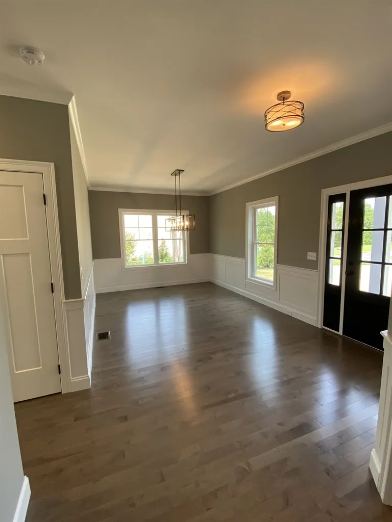 102 Haven Drive Auburn NH 03032