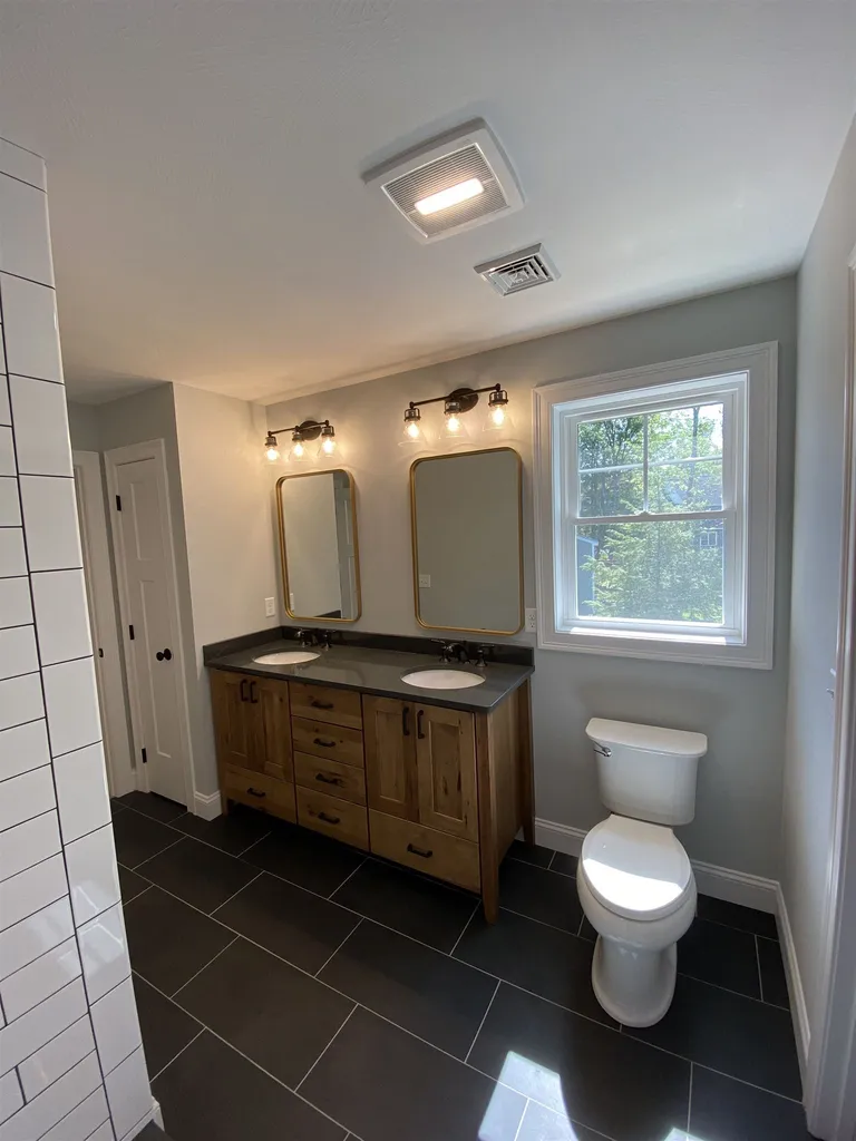 102 Haven Drive Auburn NH 03032