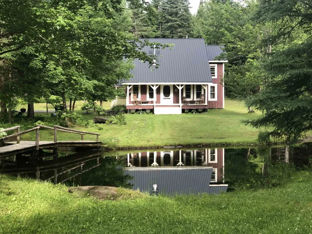 420 Steendom Lane Lyndon VT 05851