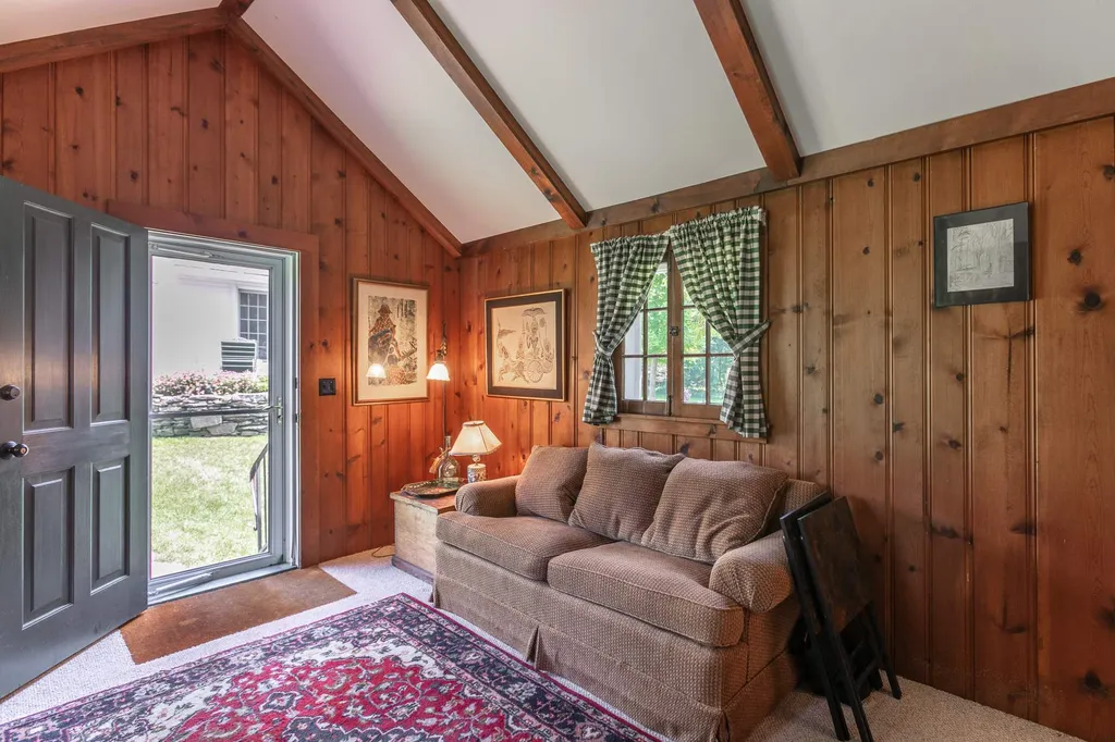 625 Sykes Hollow Road Rupert VT 05776