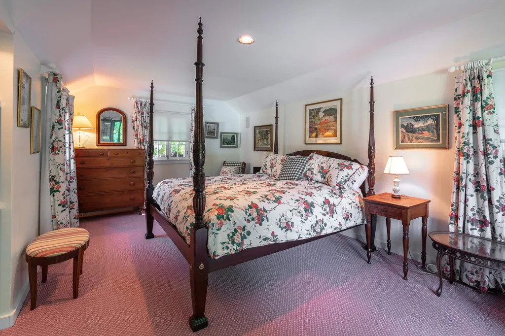 625 Sykes Hollow Road Rupert VT 05776