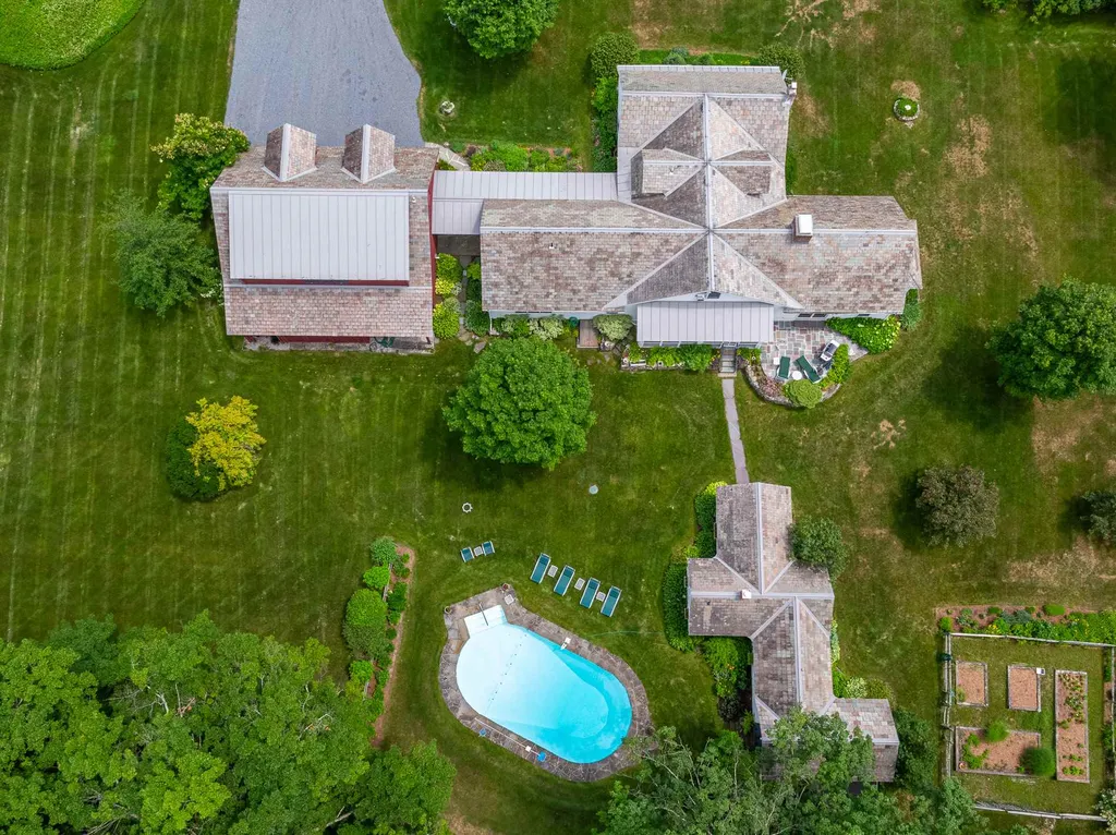 625 Sykes Hollow Road Rupert VT 05776