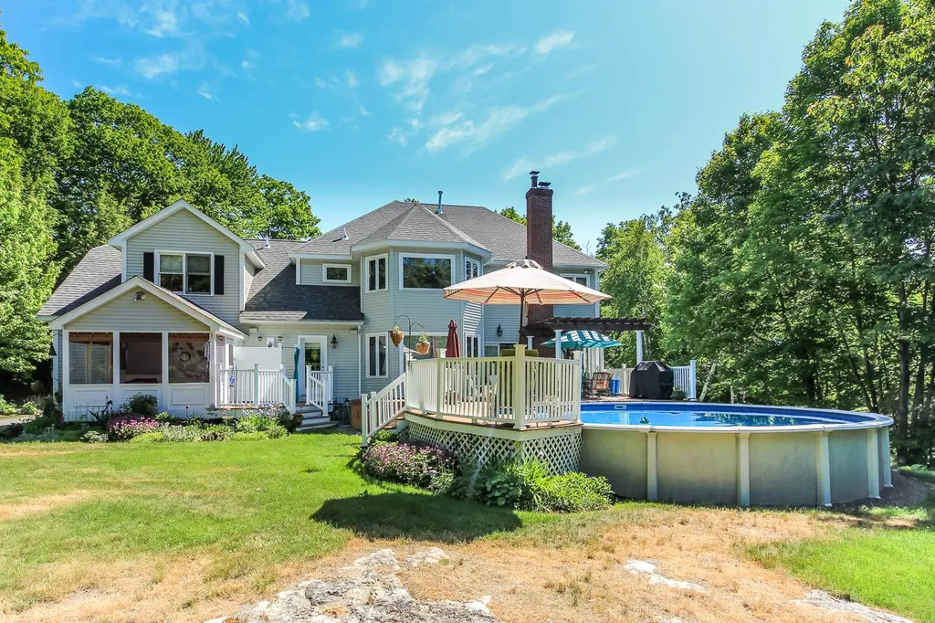 42 Cortland Drive Bedford NH 03110