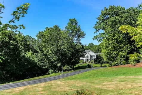 42 Cortland Drive Bedford NH 03110