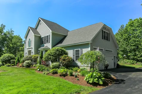 42 Cortland Drive Bedford NH 03110