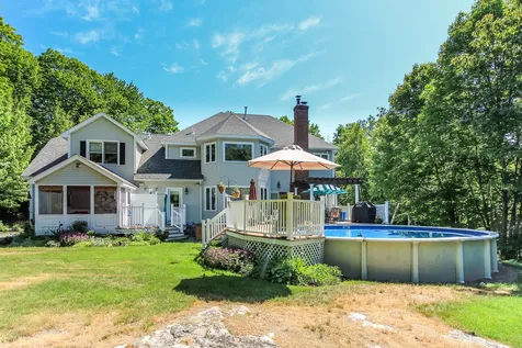 42 Cortland Drive Bedford NH 03110
