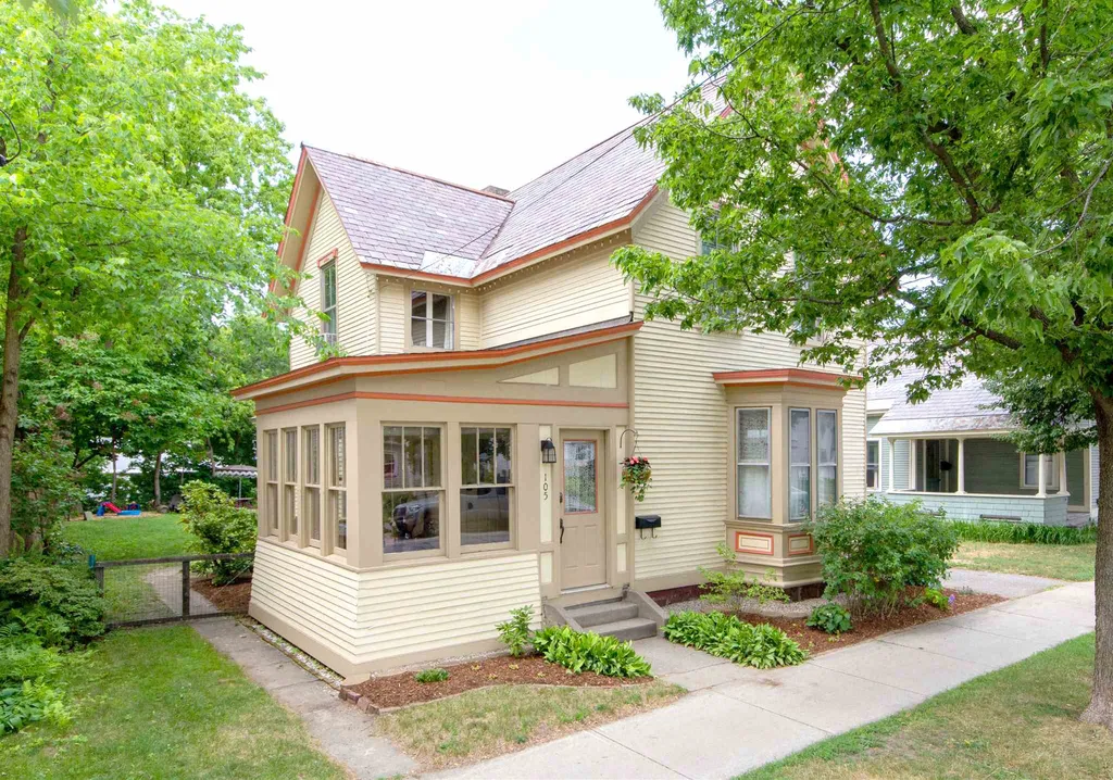 105 Park Street Burlington VT 05401