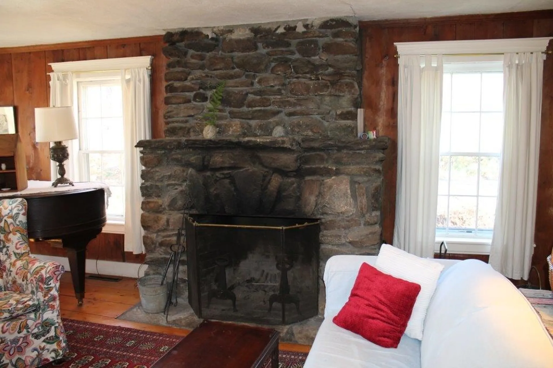 1090 Hells Peak Road Londonderry VT 05148