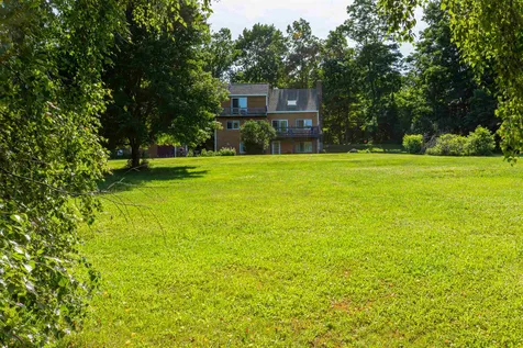 3 Wild Pasture Road Kensington NH 03833