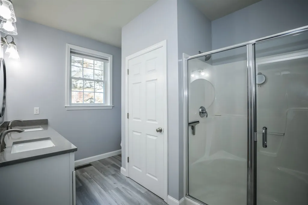 152 Sylvan Lane Manchester NH 03102