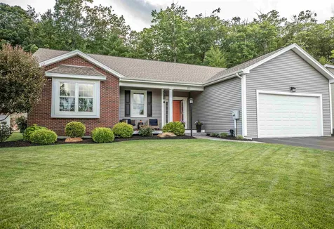 152 Sylvan Lane Manchester NH 03102