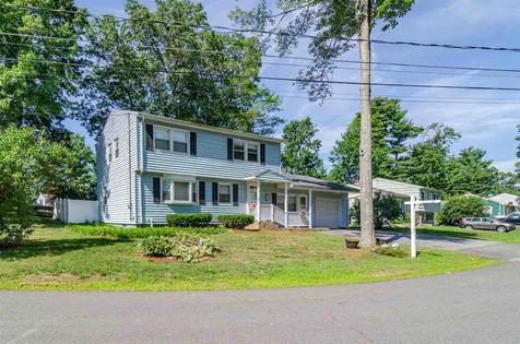 17 Windward Terrace Salem NH 03079