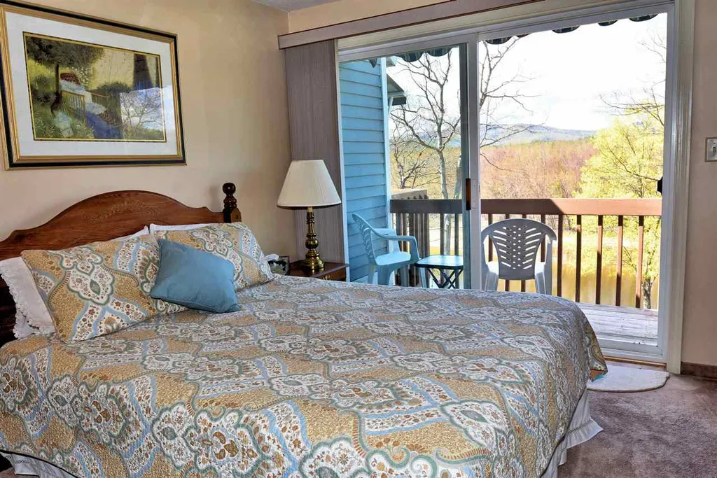 24 Circle Drive Ashland NH 03217