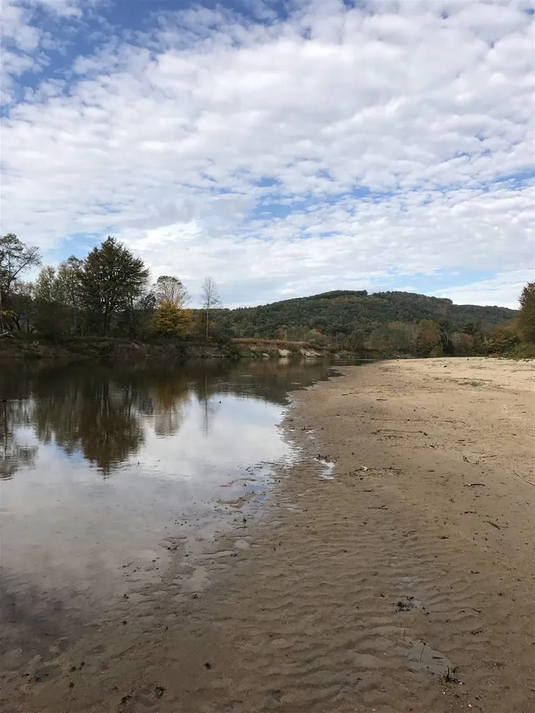 24 Circle Drive Ashland NH 03217