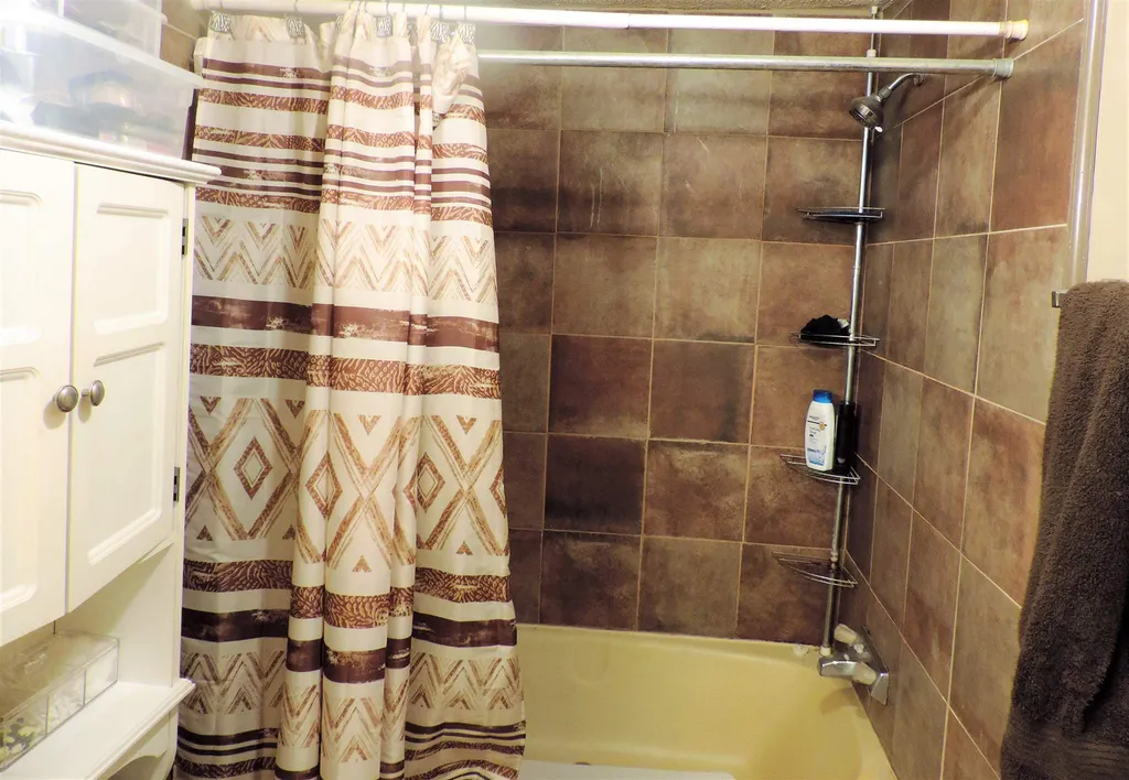7 Hemlock Drive Danville NH 03819