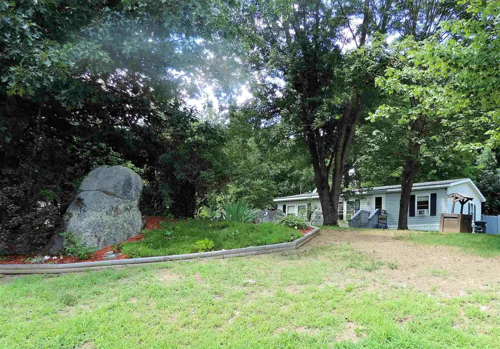 7 Hemlock Drive Danville NH 03819