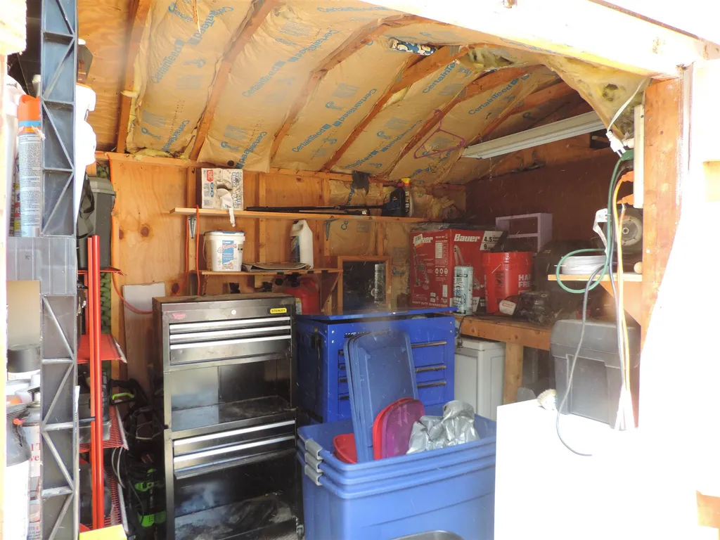 7 Hemlock Drive Danville NH 03819