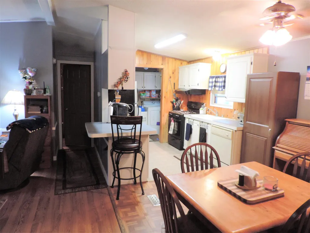 7 Hemlock Drive Danville NH 03819