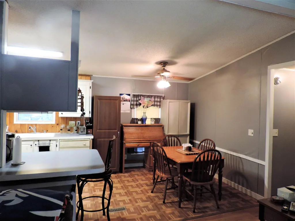 7 Hemlock Drive Danville NH 03819