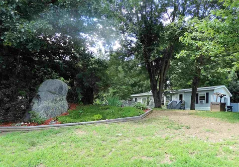 7 Hemlock Drive Danville NH 03819