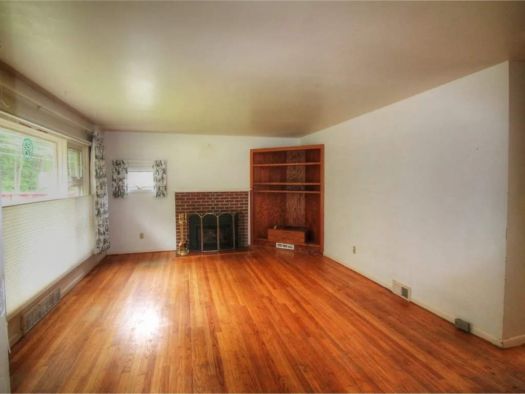 204 Ethan Allen Parkway Burlington VT 05408