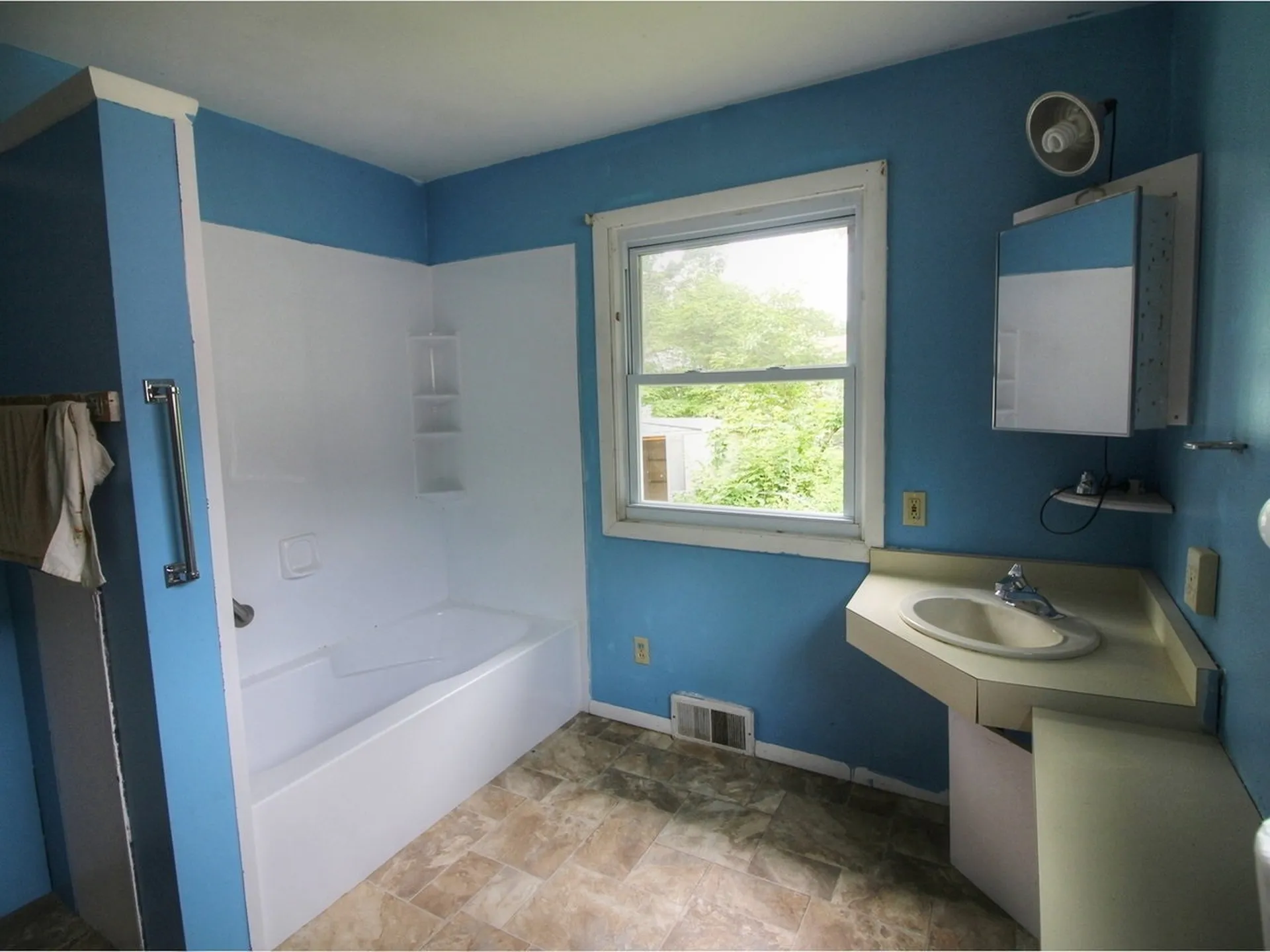 204 Ethan Allen Parkway Burlington VT 05408