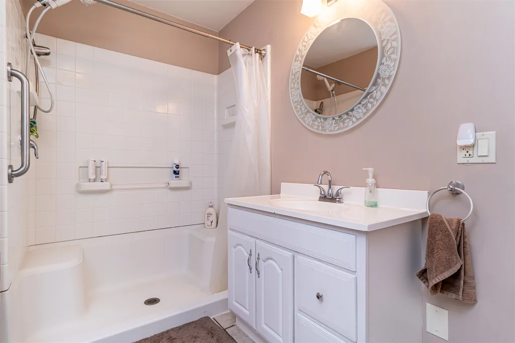 67 White Birch Lane Farmington NH 03835