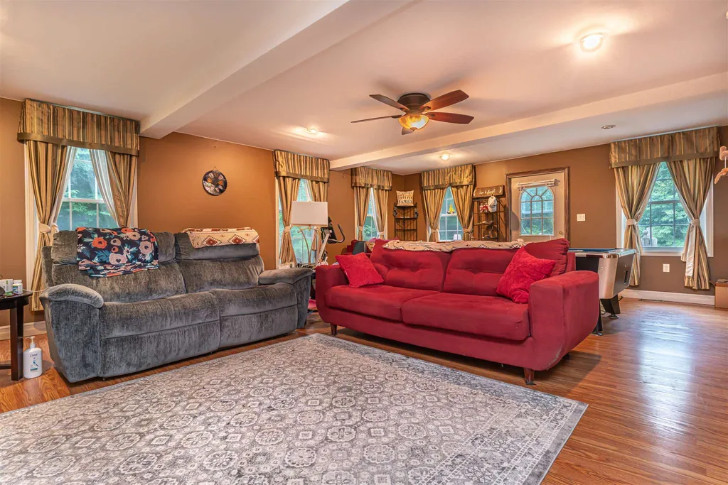 67 White Birch Lane Farmington NH 03835