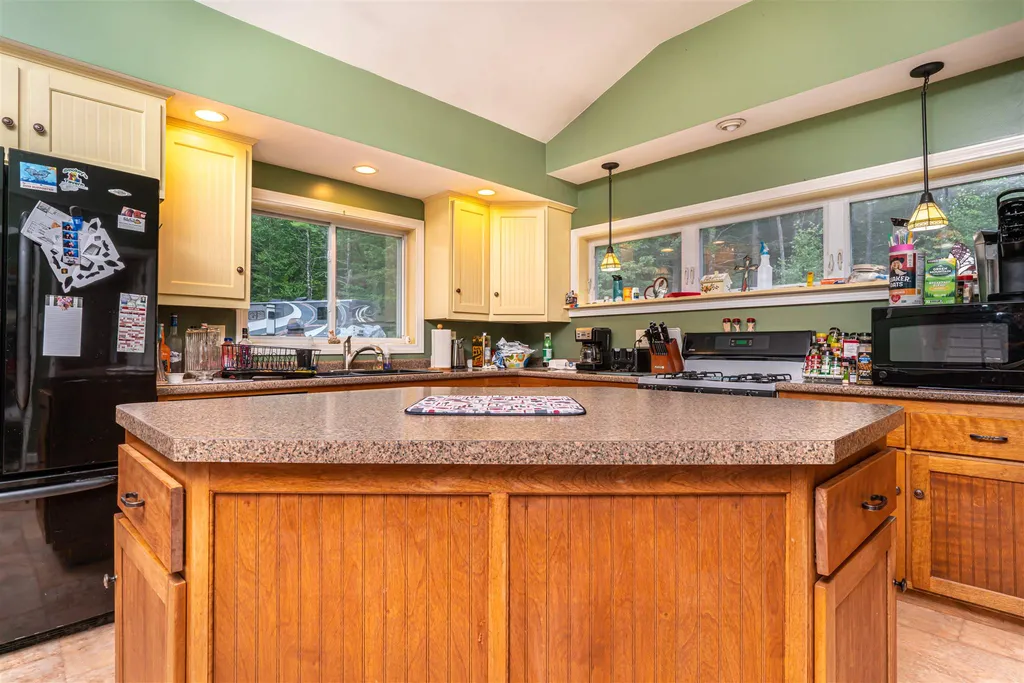 67 White Birch Lane Farmington NH 03835